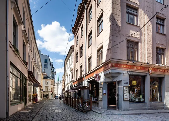 Dzīvoklis Art Design King Bed In Old Town Riga