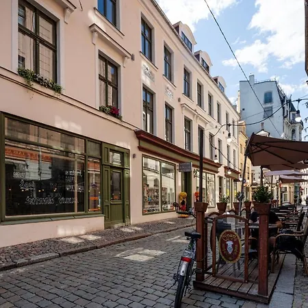 Art Design King Bed In Old Town 公寓 里加