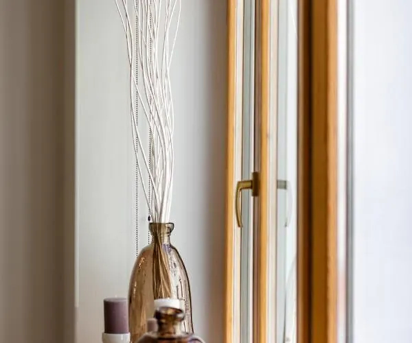 Art Design King Bed In Old Town