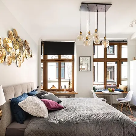 Lejlighed Art Design King Bed In Old Town